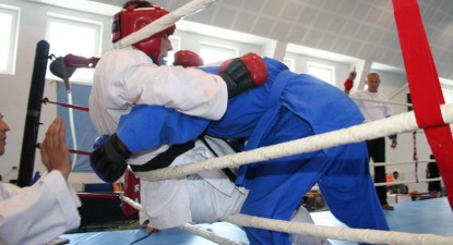 Târâș prin poligonul cu obstacole și luptă corp la corp - f9adad5384650111ac09ca0bb0387d96.jpg