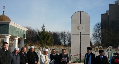 Premieră națională la Sărbătoarea etniei tătare din România - f9b146a31e4930ef3a802cf05015ec81.jpg