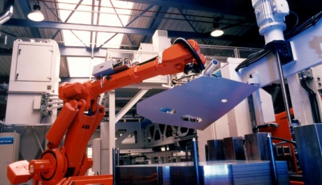 Ministerul Economiei se va concentra pe proiecte de eficientizare energetică - fabrica-1386778200.jpg