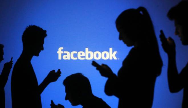 Facebook pregătește plăți prin Messenger - face-1459271366.jpg