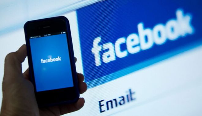 Un adolescent s-a dat mare pe Facebook în hainele vecinilor. 