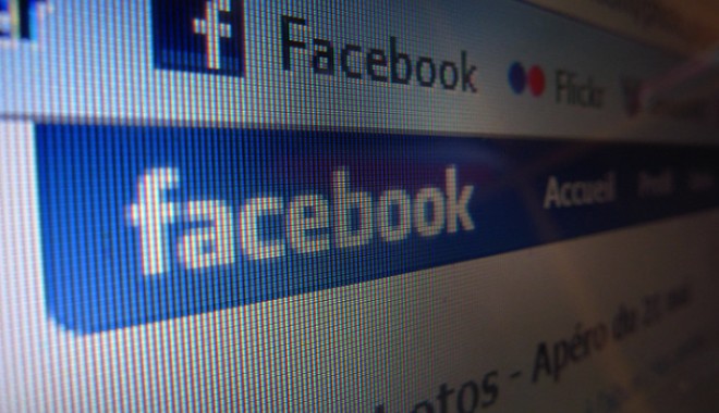 Facebook face angajări - faceboook-1323013752.jpg