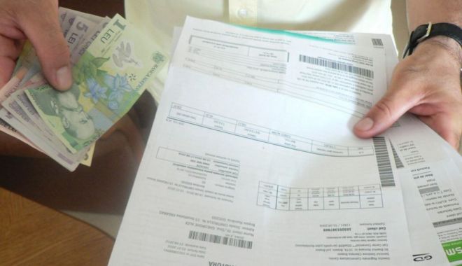 Factură de 8.300 lei la Electrica, pentru o femeie. Clienta este obligată să o plătească, deşi ANRE şi ANPC i-au dat dreptate
