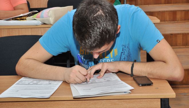 Începe bătălia pentru un loc la facultate. Oferte pentru toate preferințele și buzunarele - facultati2-1594053598.jpg