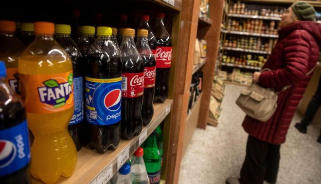 Fanta din România. apă chioară. Concentrația se suc de portocale este sub 5%. În alte state ajunge la 20% - fanta-1673547543.jpg