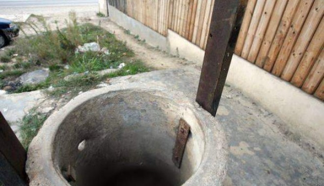 Descoperire macabră în satul Plopeni - fantana-1340551978.jpg