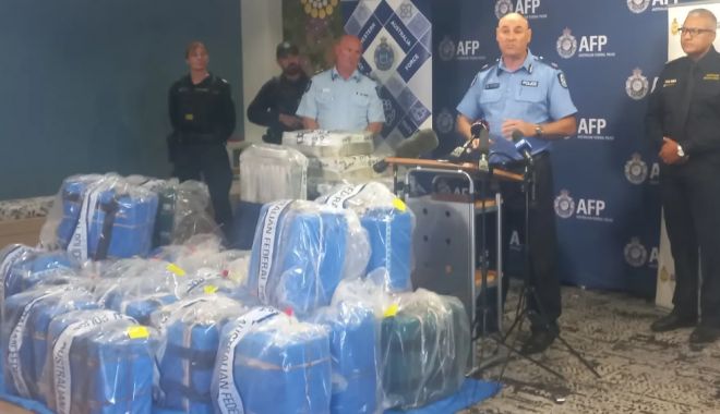 Captură imensă pe piața drogurilor: trei bărbați au încercat să introducă într-o țară 800 de kg de cocaină