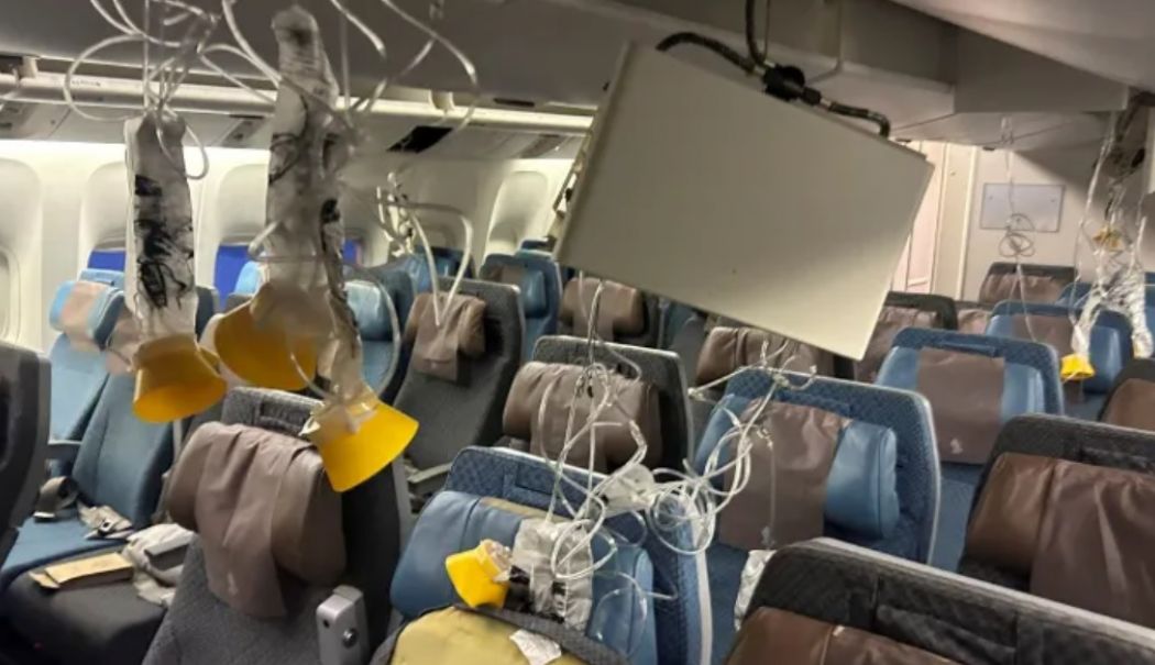 Zeci de persoane din zborul cu turbulențe al Singapore Airlines, încă sub tratament. Unii sunt la terapie intensivă