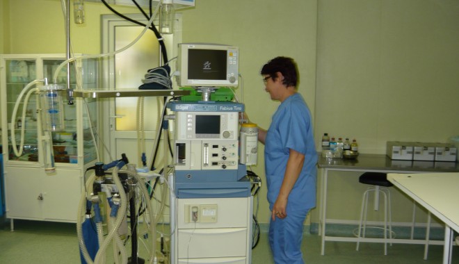 Medicii constănțeni nu mai primesc al 13-lea salariu - faraal13leasalariu-1386249484.jpg