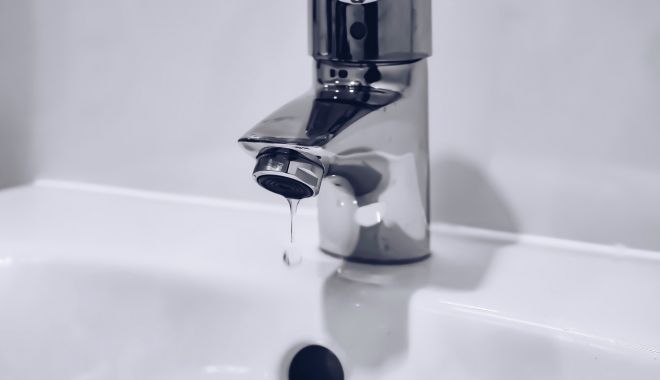 Strada Traian, din Constanța, rămâne fără apă potabilă la robinete - faraaparobinetunsplashcom-1572354976.jpg