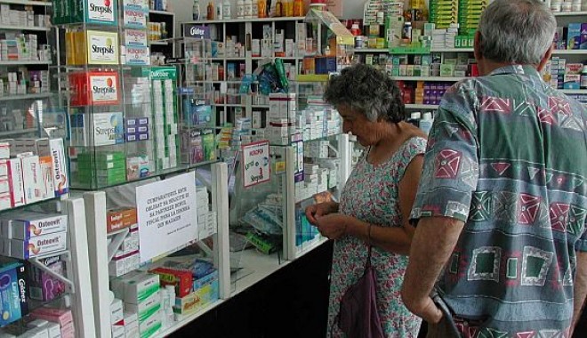 DESCOPERIRE ȘOCANTĂ / Farmacistă găsită moartă într-o farmacie la 2 Cocoși - farmacie-1345452232.jpg