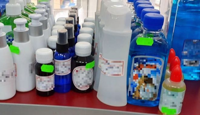 Percheziții în mai multe farmacii din Constanța. Polițiștii au confiscat sute de litri de dezinfectant - farmaciepolitiesursaipjconstanta-1586103331.jpg