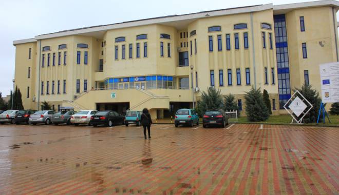 Farmaciștii constănțeni,  implicați în proiecte internaționale - farmacistii-1443110965.jpg