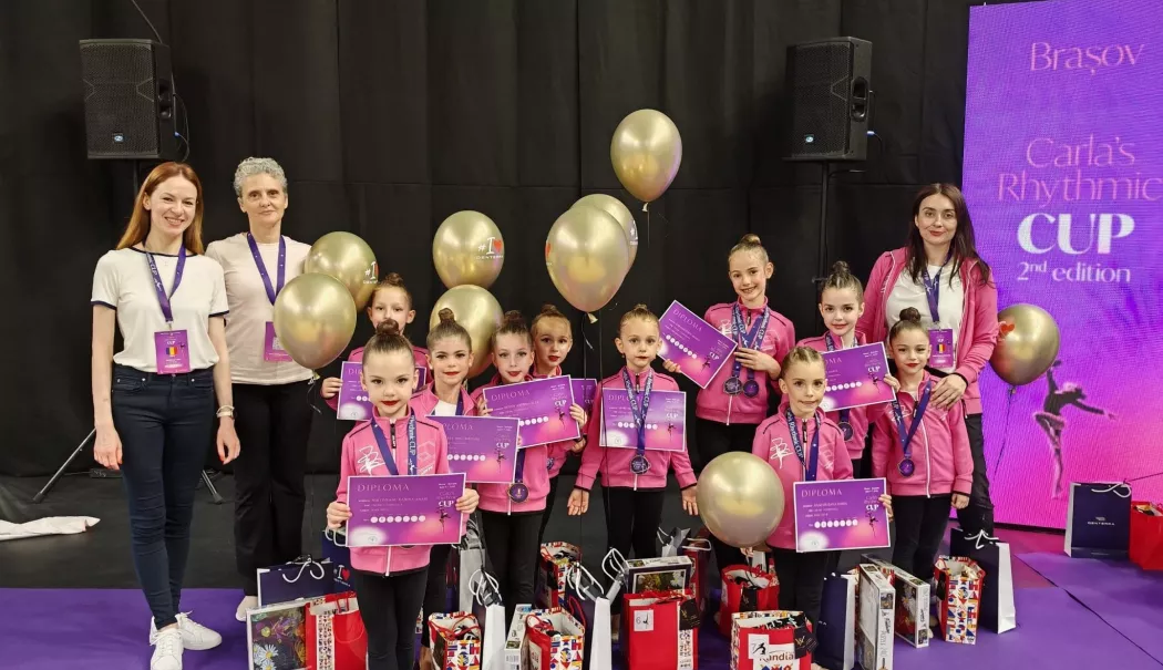 Salbă de medalii pentru CS Farul Constanța la gimnastică ritmică - farul-ritmica-1781093472.webp