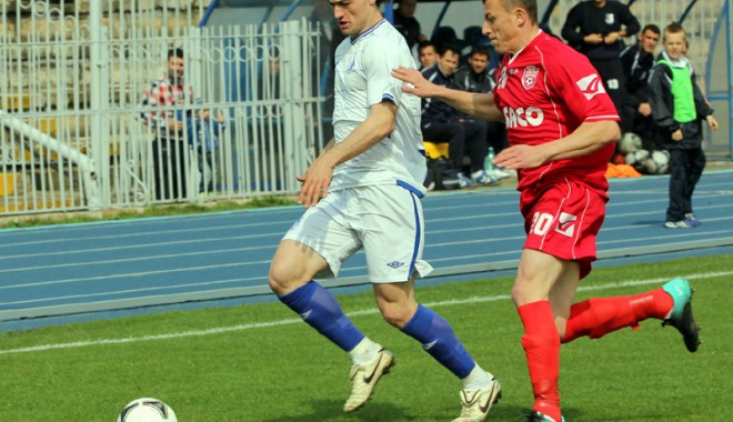 FC Farul tratează cu atenție pe Gloria Buzău - farulbotosani35-1337095995.jpg