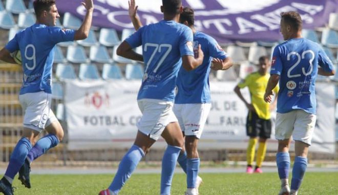 FC Farul Constanţa a plecat în cantonament la Bucureşti - farulcantonamentpregatirebun2-1610982569.jpg