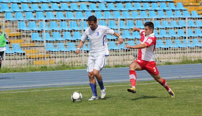 FC Farul poate încurca socotelile Deltei - faruldinamo222-1336762591.jpg