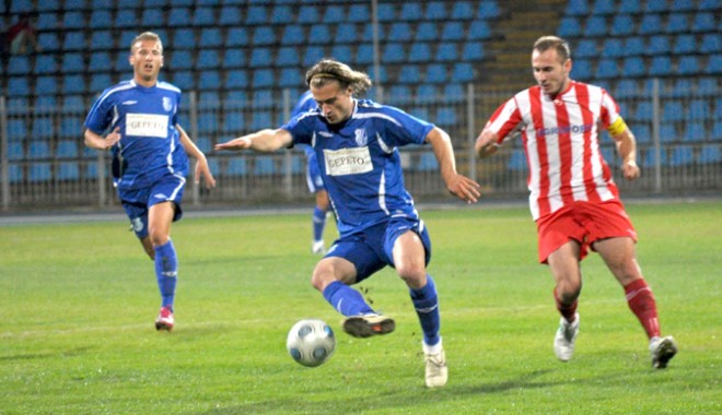 FC Farul vrea toate punctele cu CF Brăila și Dinamo II - faruldunareagalati31-1318272357.jpg