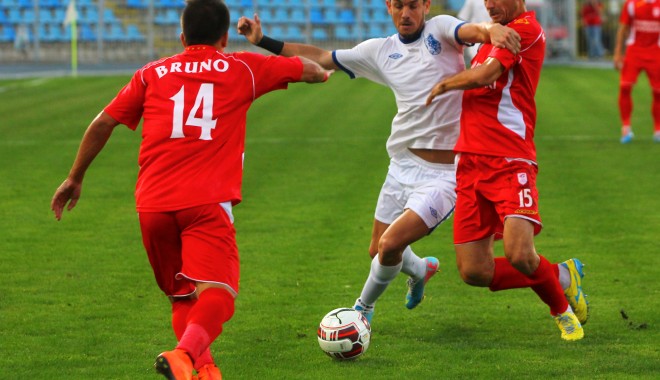 Fotbal: Săgeata Năvodari, deplasare la Dorohoi fără antrenorul Cătălin Anghel - farulsageata3-1414135955.jpg