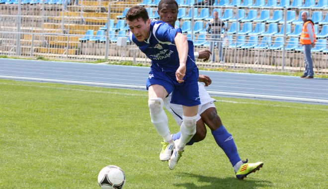 Fotbal / FC Farul - Săgeata 2-0 - farulsageata76-1370446966.jpg