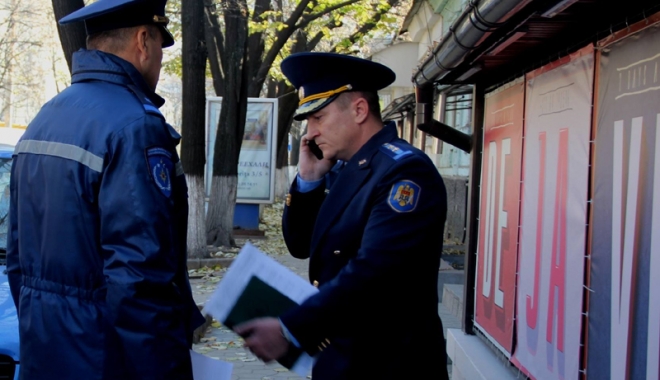 Fast-food-urile din Constanța, luate la controlat de pompieri - fastfood-1486140018.jpg