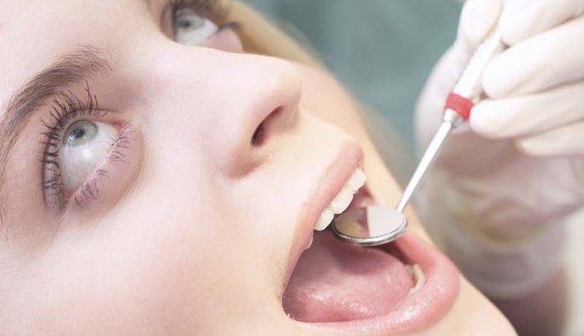 Ce trebuie să știți despre fațetele dentare - fatetedentare-1339771267.jpg