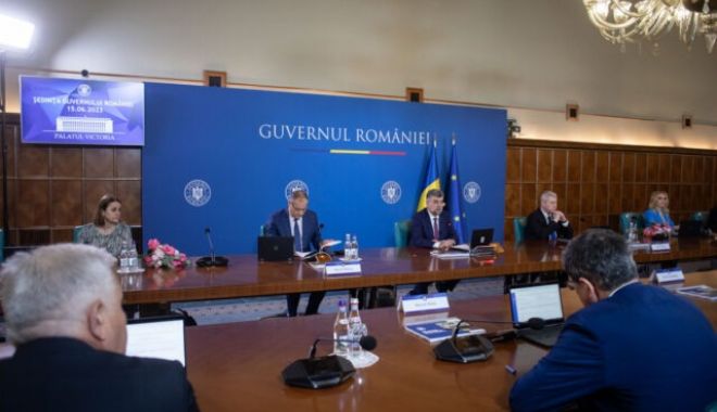 Premierul Marcel Ciolacu îi dă „mână liberă” lui Predoiu să facă „curățenie” la Interne. Guvernul dă bani pentru achiziția de DrugTest