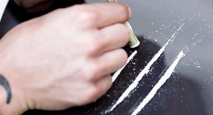 Cocaină în sticle de șampon! - fb1d776101435e60931cb6c3904d1872.jpg