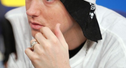 Eminem a fost jefuit - fbc0b3bb261ad0691f41d025e5a28a0c.jpg