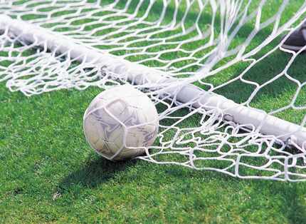 Fotbal / FC Farul părăsește pe ușa din dos 