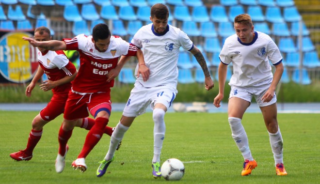 FC Farul a retrogradat, matematic, în Liga a III-a - fcfarul-1400424618.jpg