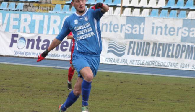 Liga a II-a la fotbal, etapa a 19-a. FC Farul, în căutarea victoriei,  pe terenul Brăilei - fcfarul-1426272742.jpg