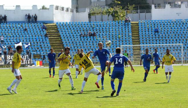 FC Farul înfruntă Oțelul, sâmbătă, la Constanța - fcfarul-1445620119.jpg