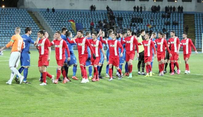 FC Farul a obținut prima  victorie din play-off, la Bacău - fcfarul-1462197660.jpg
