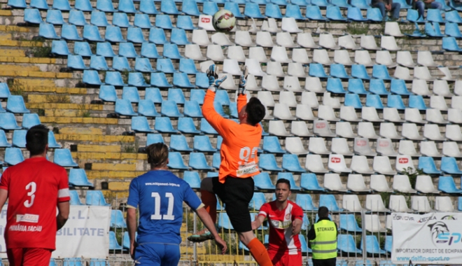 FC Farul, misiune dificilă în fața Rapidului - fcfarul-1463497087.jpg
