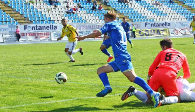 Fotbal: FC Farul a obținut victoria pe terenul Bacăului - fcfarul1444999523-1445102446.jpg