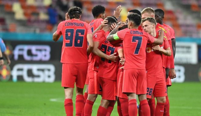 Jucătorii echipei FCSB s-au reunit şi au efectuat vizita medicală înaintea reluării pregătirilor