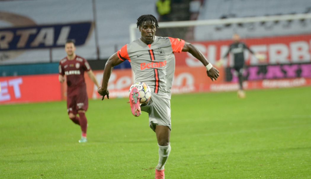 UTA a renunţat la transferul lui Ovidiu Perianu. Jordan Gele este primul pe listă - fcsb-transfer-1754056696.jpg