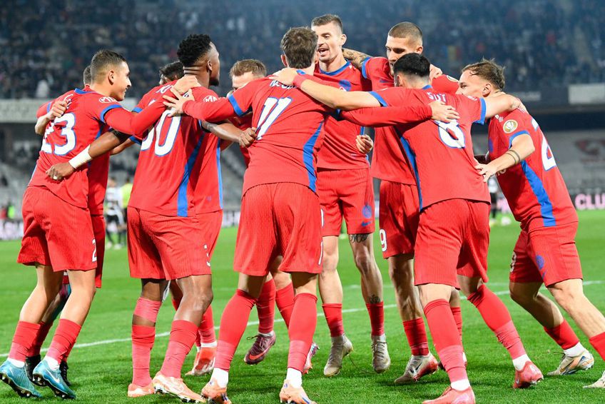 Victorie facilă pentru FCSB, în deplasare, cu Universitatea Cluj - fcsb-u-cluj-1762102472.jpg