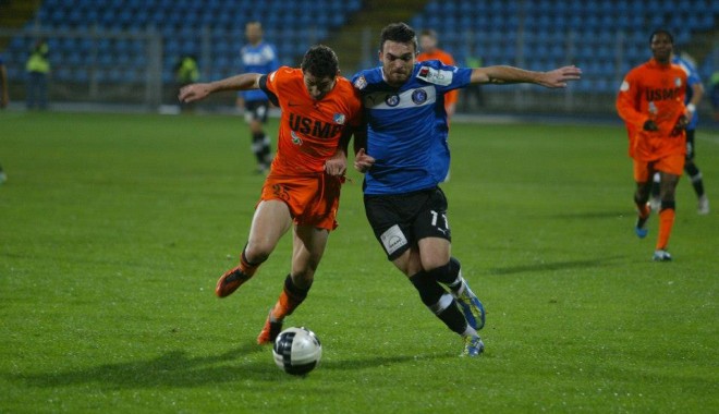 FC Viitorul a învins Pandurii, scor 2-0! Buzbuchi eroul meciului - fcviitorul-1351582181.jpg