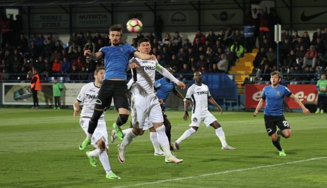 Hagi folosește 