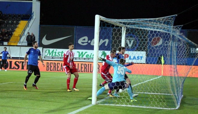 FC Viitorul, trei goluri și trei puncte cu Sepsi Sf. Gheorghe - fcviitorul-1509889889.jpg
