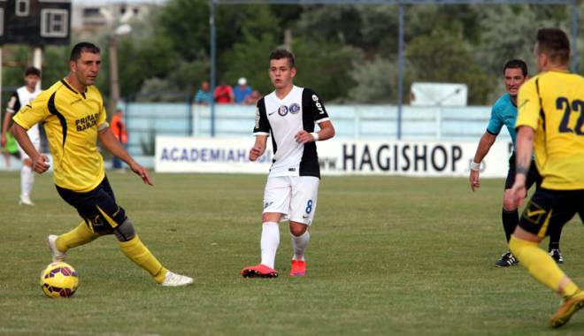 FC Viitorul II, meci decisiv pentru promovarea în Liga a III-a - fcviitoruliibaraj-1435340713.jpg