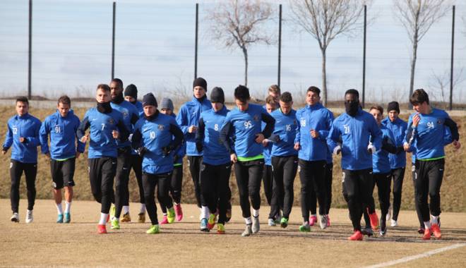 FC Viitorul, în febra pregătirilor pentru următorul meci - fcviitorulpregatirisursafotoacad-1454950855.jpg