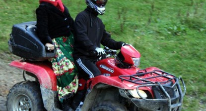 Carmen Tănase, cursă nebună cu un ATV - fe2064aa4f0d9c80db478caf8801c05e.jpg