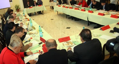 Taxe și impozite mai mari cu 20% pentru constănțeni, în 2010 - fe7fb5b07e72161a27cca446df46743e.jpg
