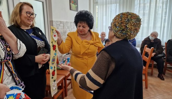 Femeile social-democrate din Constanţa, alături de vârstnici şi de persoanele defavorizate - femei-psd-1702815610.jpg