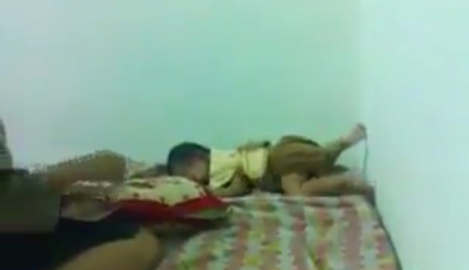VIDEO / BEBELUȘ BĂTUT CU BESTIALITATE. Ce pedeapsă merită această femeie? - femeie-1471503886.jpg
