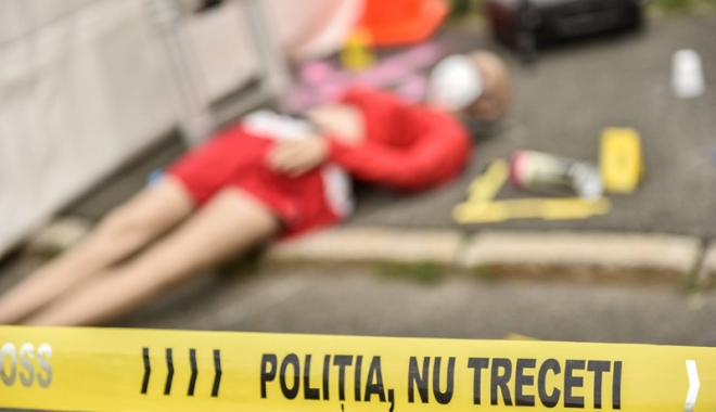 Femeie din Mangalia, găsită fără suflare înainte de evacuare - femeie-1505484047.jpg