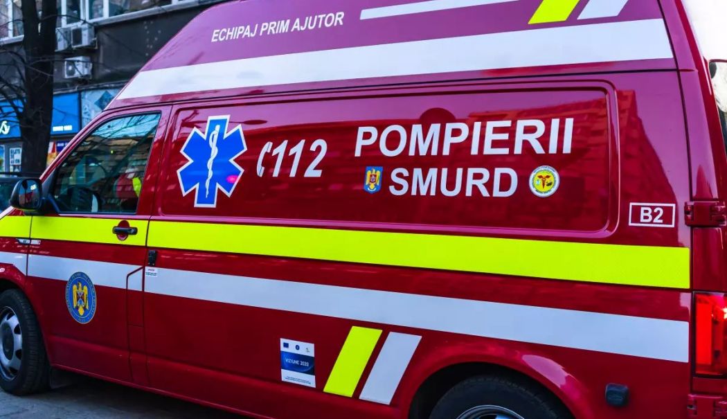 Femeie bătută și incendiată de fostul soț, în fața blocului - femeie-batuta-in-fata-blocului-1744617965.jpg